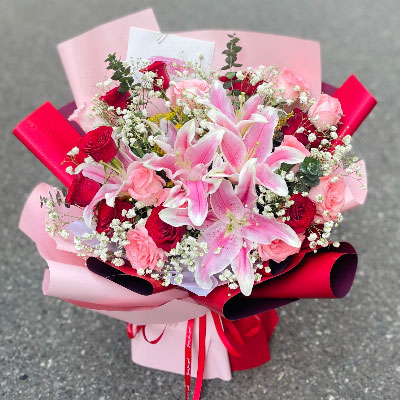 商丘22朵玫瑰混搭百合，共舞人生